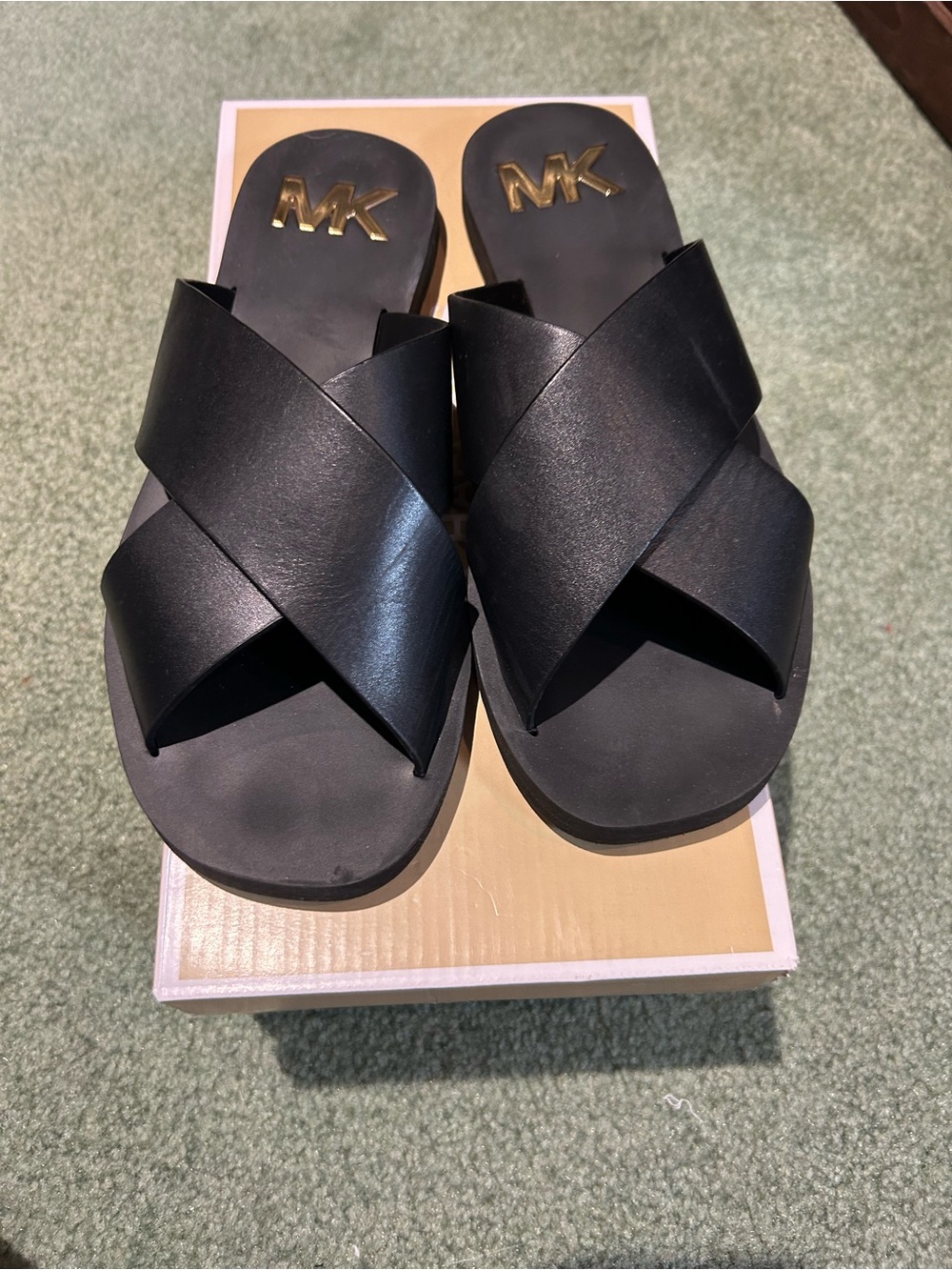 Michael KORS Black Leather Glenda Slide Sandals Gold details